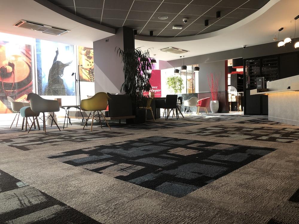 Hotel Ibis Lyon Cité Internationale Caluire-et-Cuire